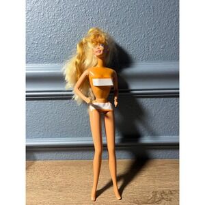 Vintage Twist n‎ Turn Barbie Doll Blonde Long Hair Blue Eye Doll
